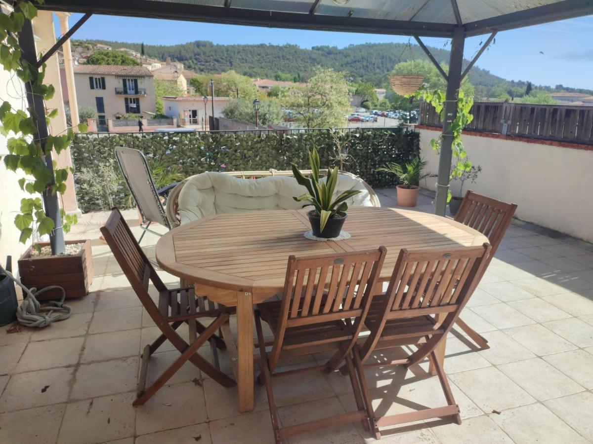 Appartement Provencal Avec Terrasse Dans Le Var Les Arcs-sur-Argens Exterior foto